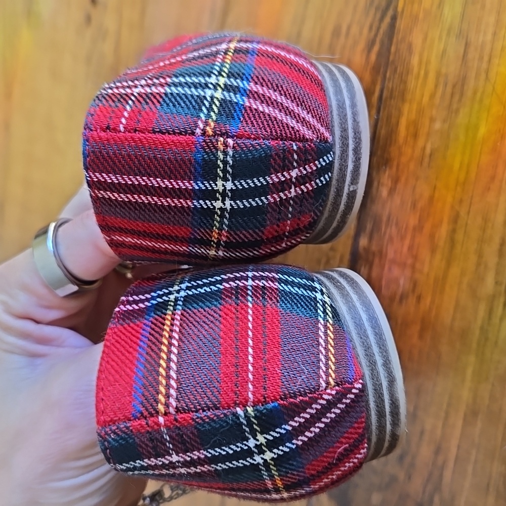 Plaid Red Women's Flats - Picture 6 of 6
